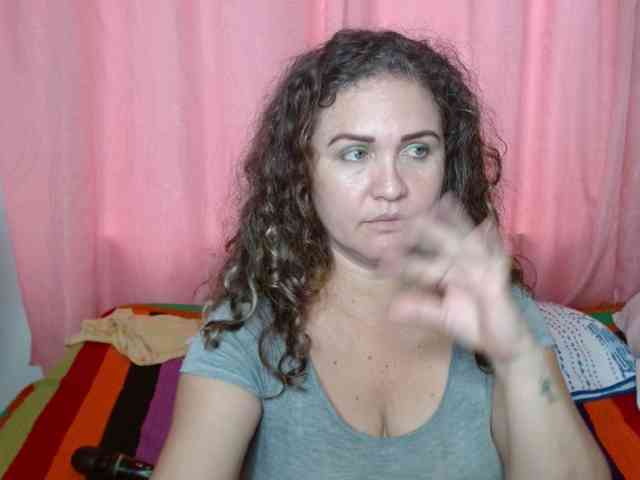 helenca1980 webcam