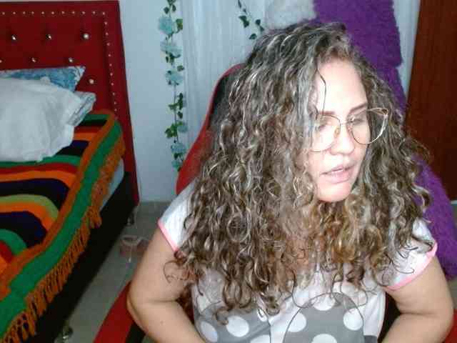 helenca1980 webcam