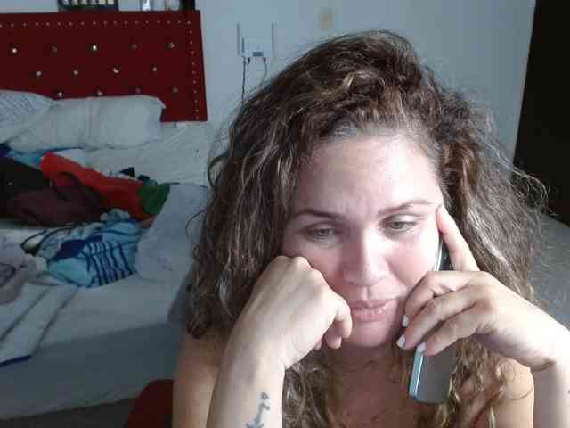 helenca1980 webcam