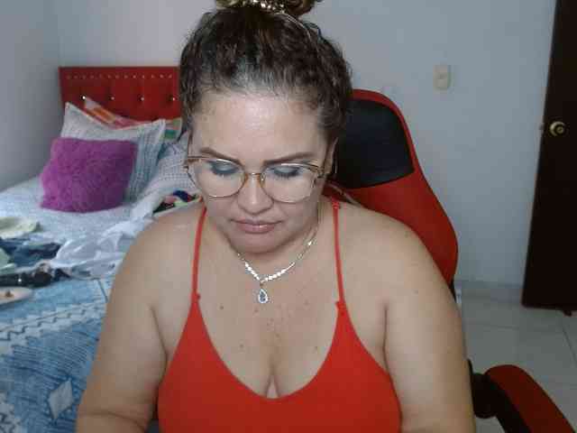 helenca1980 webcam