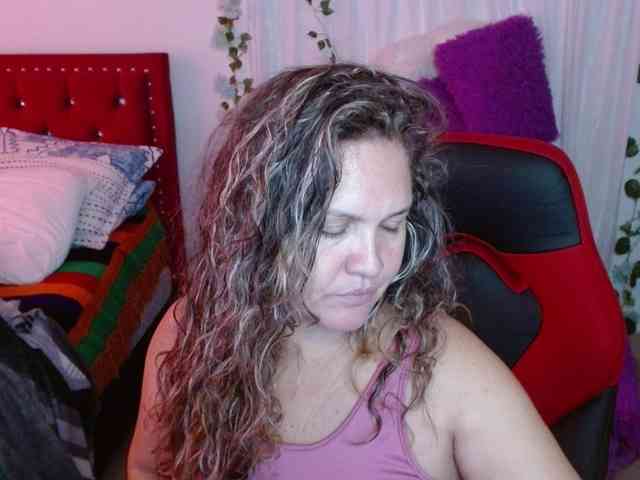helenca1980 webcam