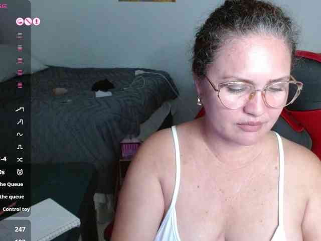 helenca1980 webcam