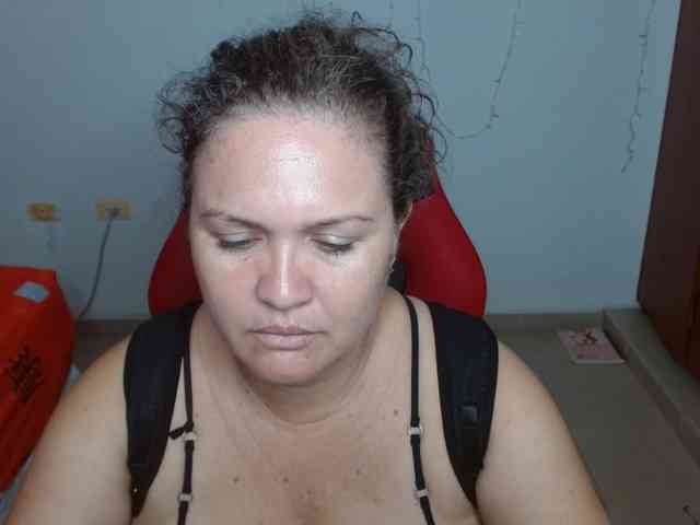 helenca1980 webcam