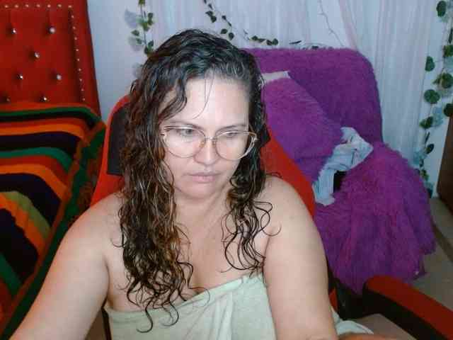 helenca1980 webcam