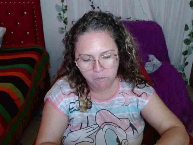 helenca1980 webcam