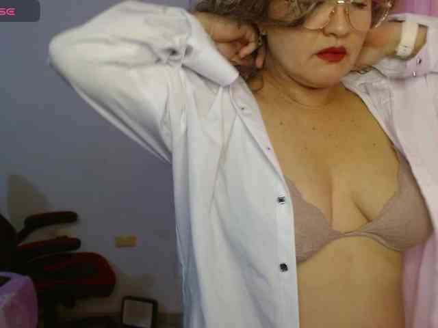 helenca1980 webcam