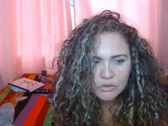 helenca1980 webcam