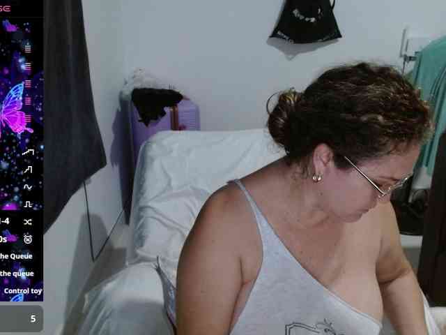 helenca1980 webcam