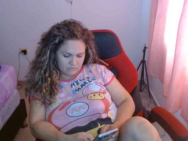 helenca1980 webcam
