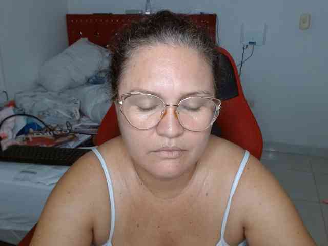 helenca1980 webcam