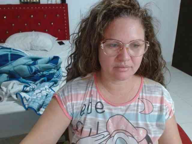 helenca1980 webcam