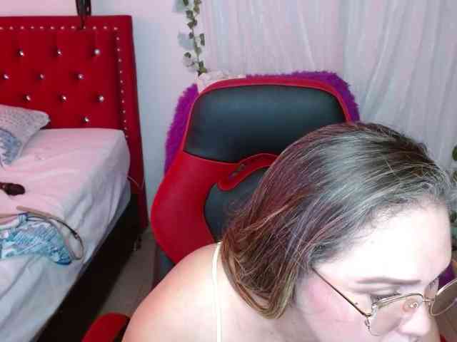 helenca1980 webcam