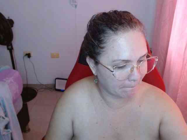 helenca1980 webcam