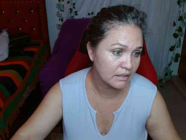 helenca1980 webcam