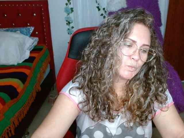 helenca1980 webcam