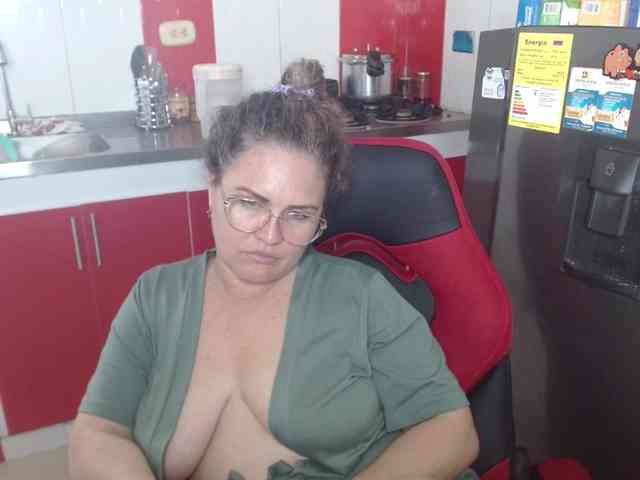 helenca1980 webcam