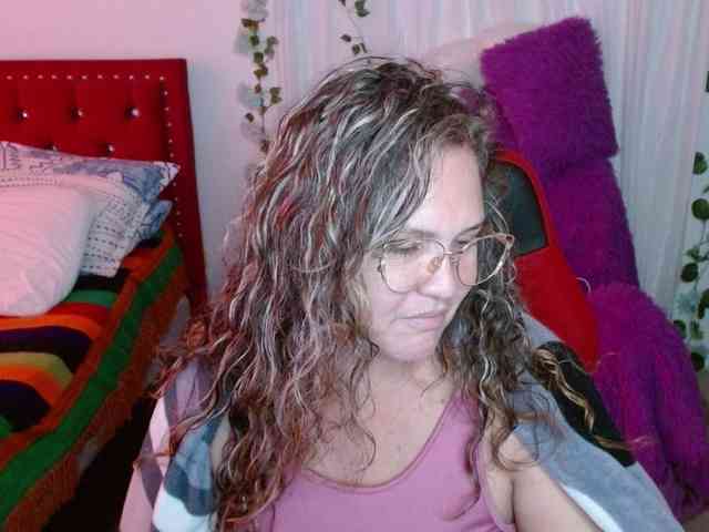 helenca1980 webcam