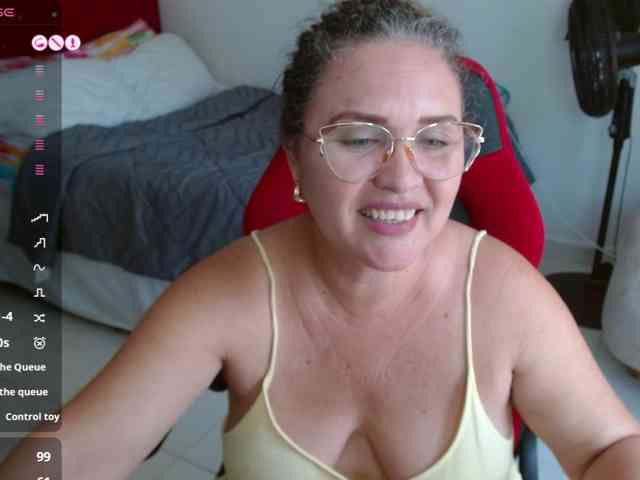 helenca1980 webcam