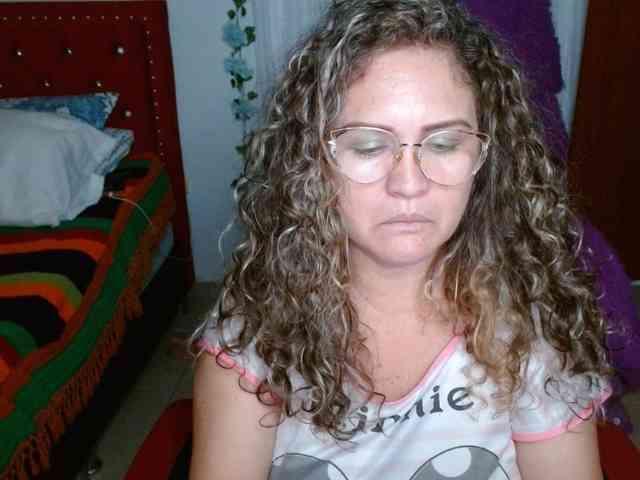 helenca1980 webcam