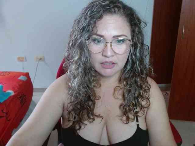 helenca1980 webcam