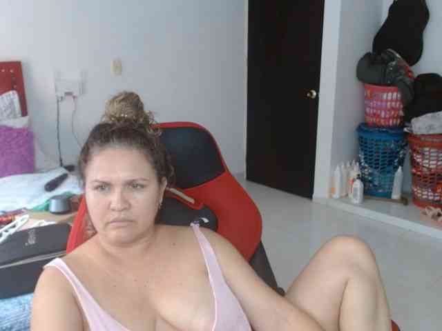 helenca1980 webcam