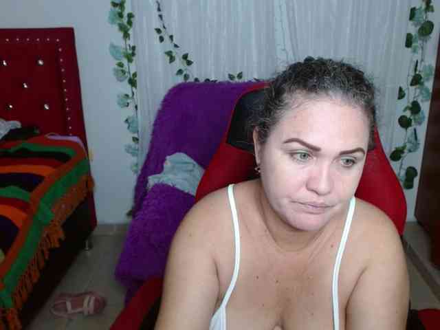 helenca1980 webcam