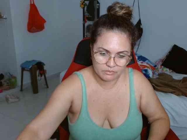 helenca1980 webcam