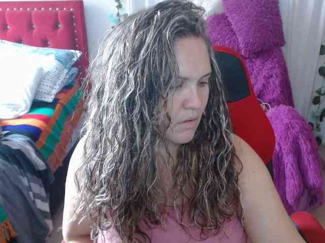 helenca1980 webcam