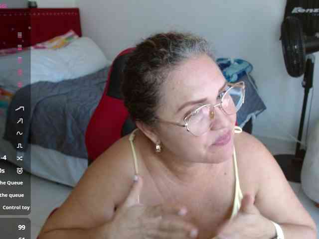helenca1980 webcam