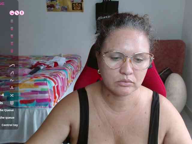 helenca1980 webcam