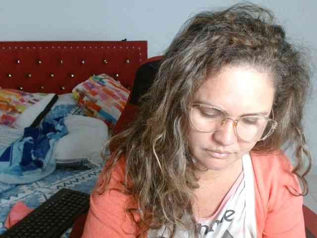 helenca1980 webcam