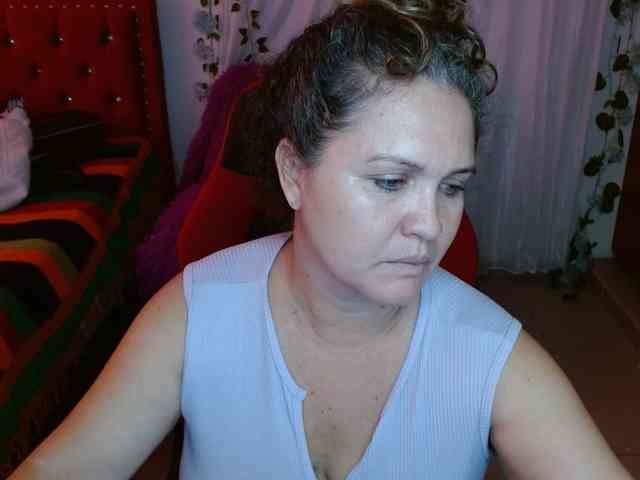 helenca1980 webcam