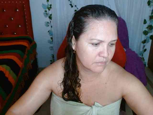 helenca1980 webcam