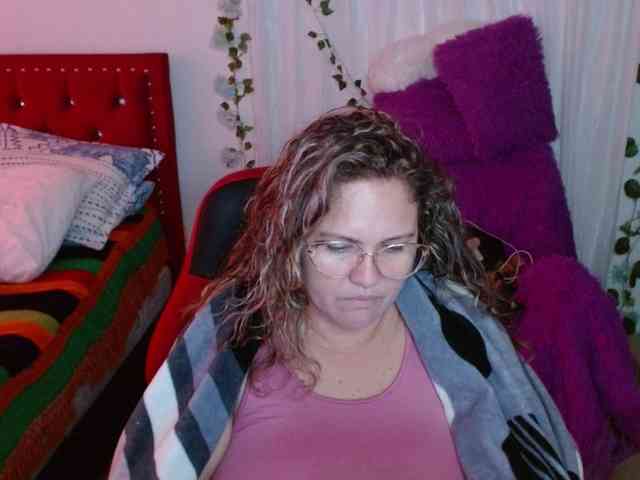 helenca1980 webcam
