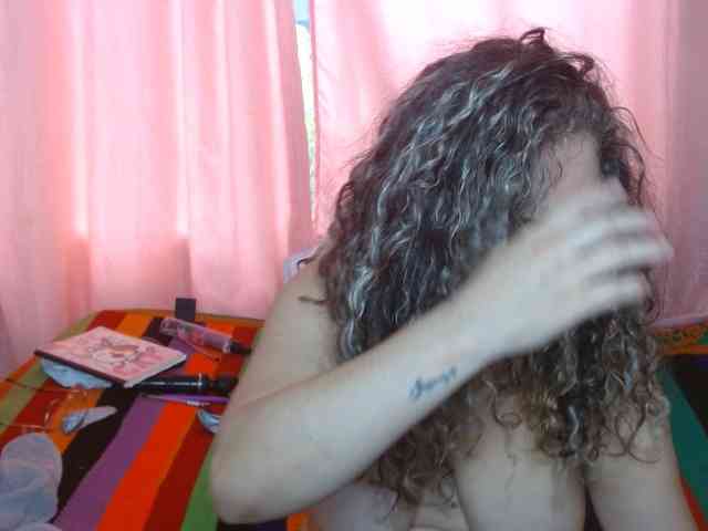 helenca1980 webcam