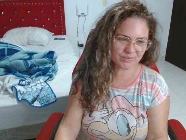 helenca1980 webcam