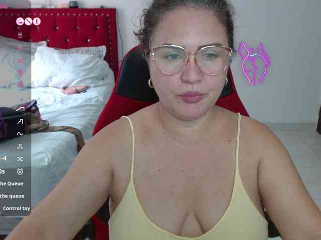 helenca1980 webcam