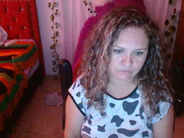 helenca1980 webcam