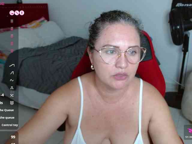 helenca1980 webcam