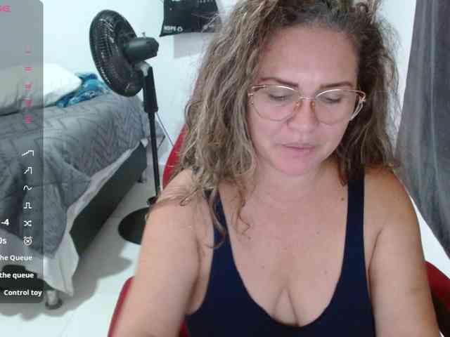 helenca1980 webcam