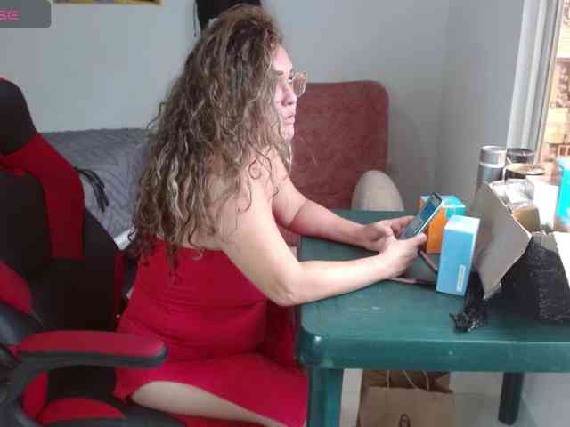 helenca1980 webcam