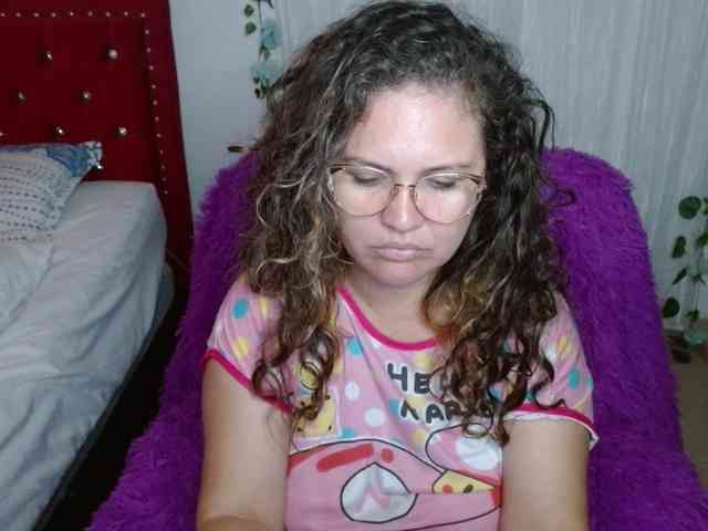 helenca1980 webcam