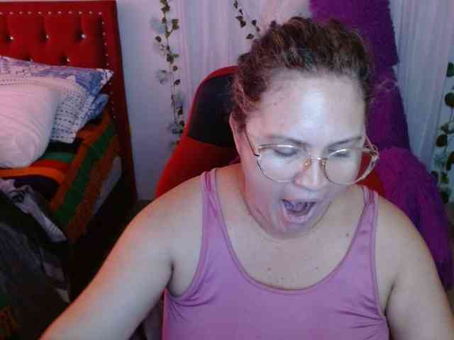 helenca1980 webcam
