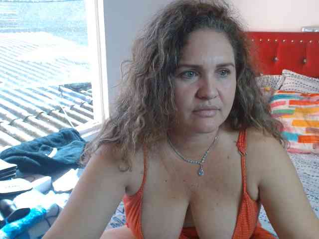 helenca1980 webcam