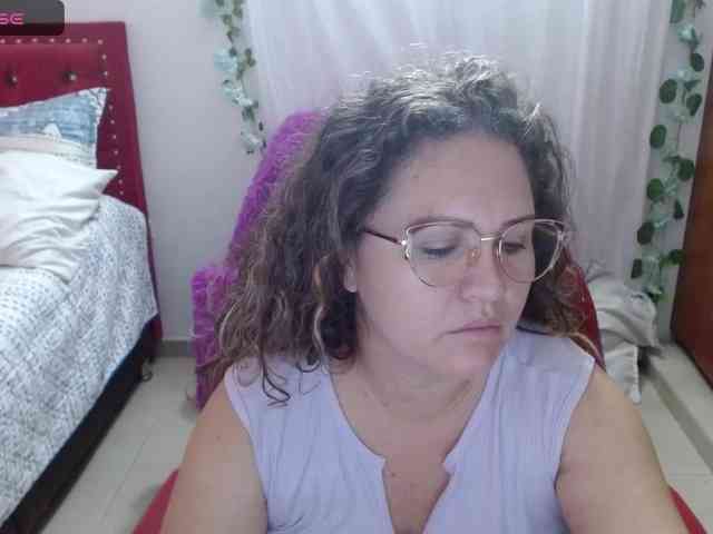 helenca1980 webcam