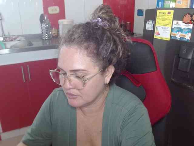 helenca1980 webcam