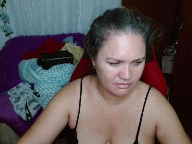 helenca1980 webcam