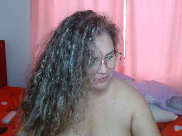 helenca1980 webcam
