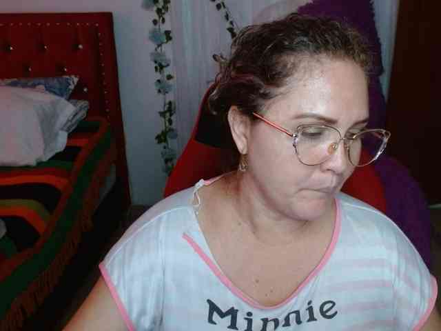 helenca1980 webcam