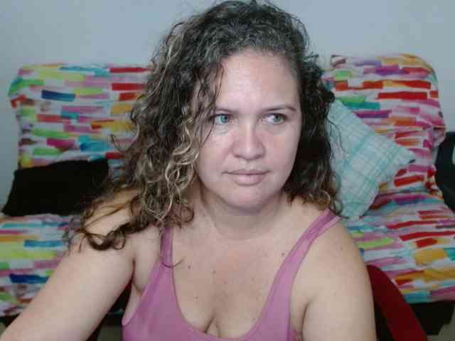 helenca1980 webcam